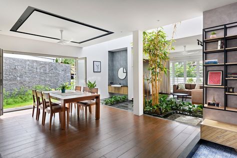 A spacious Kerala home that propagates courtyard living | Architectural Digest India Open Courtyard House, Living Room Kerala, Kerala Homes, Open Courtyard, Interior Courtyard, Indoor Courtyard, Kerala Home, Modern Architecture Interior, Wake Ideas