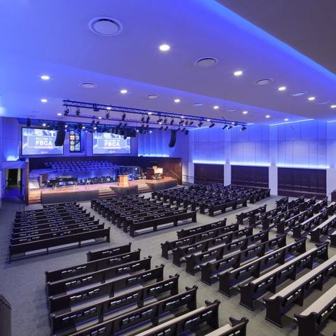 Church Design Sanctuary, Auditorium Architecture, Church Design Architecture, Church Lobby, Church Building Design, Auditorium Design, Church Interior Design, Civil Engineering Design, Modern Church