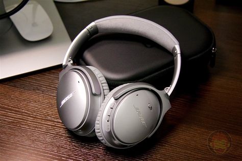 Headphones Aesthetic, Bose Quietcomfort, Music Accessories, 2025 Vision, Travis Scott, Over Ear Headphones, Sneakers Fashion, Vision Board, Headphones