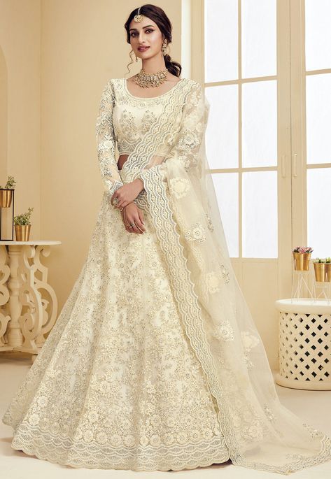 White Lehenga Choli, Dori Work, White Lehenga, Model Accessories, Indian Lehenga Choli, Reception Lehenga, Wedding Lehengas, White Indian Wedding, Indian Bridal Lehenga