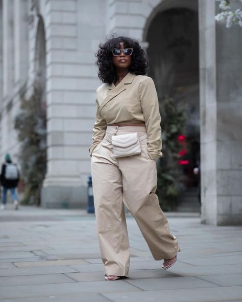 Jariatu Danita’s Lookbook for Style Inspiration #2 – Style Afrique Shades Outfit, Tobe Nwigwe, Outing Outfit, Classy Outfits For Women, Evolution Of Fashion, Dusters, Classy Casual Outfits, Street Fashion Photography, Classy Casual