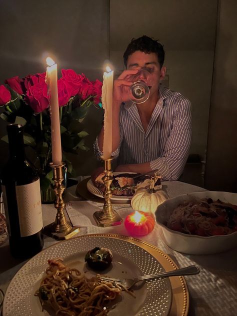 Date Night Birthday Ideas, Romantic Date For Him, Expensive Date Aesthetic, Cute Asthetic Dates, Dinner Date Home Romantic, Cozy Fall Date Night, First Date Astetic, Fall Anniversary Ideas, Birthday Dates Ideas