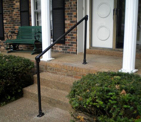 Simple Railing for Elderly Accessibility | Flickr - Photo Sharing! Outside Handrails, Porch Step Railing, Porch Handrails, Stair Railing Kits, Outside Steps, Metal Stair Railing, Outdoor Handrail, Outdoor Stair Railing, Front Porch Steps