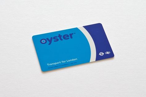 Oyster Card London, International Travel Essentials, London Tips, Study In London, Oyster Card, London Tube, Solo Travel Tips, Student Life Hacks, London Transport