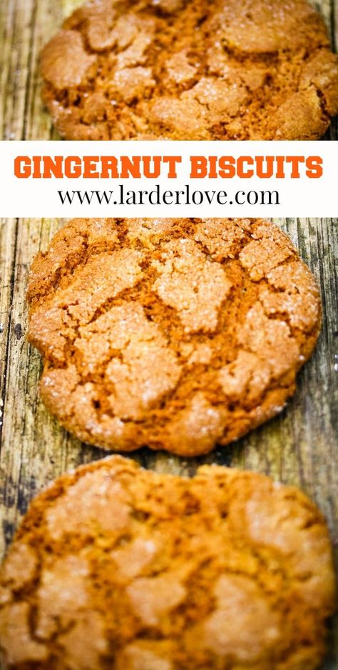 Gingernuts (gingersnap cookies) British Biscuit Recipes, British Cookies, English Biscuits, British Biscuits, Gingersnap Cookies, Easy Biscuit Recipe, Ginger Biscuits, Scottish Recipes, Ginger Nut