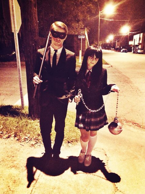 Me & the bf as Gogo Yubari & one of the Crazy 88s #halloween2k14 Gigi Yubari Costume, Kill Bill Couple Costume, Gogo Kill Bill Costume, Gogo Yubari Costume, Kill Bill Costume, Gogo Yubari, Vampire Halloween Costume, Scarecrow Costume, Halloween Coustumes