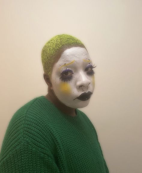 Soulaan Aesthetic, Green Clown Makeup, Nb Makeup, Black Clown Makeup, 2023 Costumes, Clowncore Aesthetic, Dnd Campaign, Clowning Around, Halloween Inspo