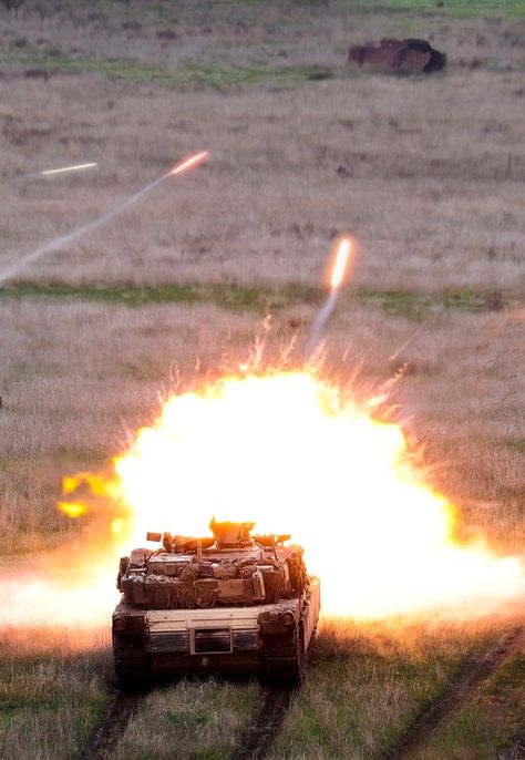 An Australian Army M1A1 Abrams Main Battle Tank fires its main armament during Exercise Gauntlet Strike at Puckapunyal Military Training Area. M1a1 Abrams, M1 Abrams, Australian Army, Australian Defence Force, Main Battle Tank, Navy Air Force, Military Training, Defence Force, Battle Tank