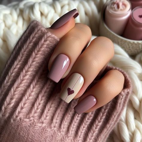 Nordic Nail Art, Simple Fall Nails, Fall Nail Trends, Gel Nail Art Designs, Nude Nail Designs, Fancy Nails Designs, Blush Nails, Short Acrylic Nails Designs, Nagel Inspo