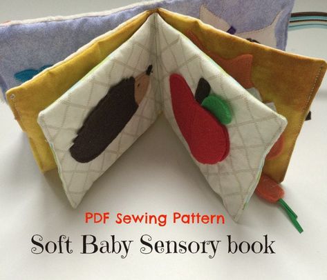 Things To Sew For Baby, Baby Zintuiglijk, Cloth Books For Babies, Diy Busy Books, Sewing Pdf Pattern, Baby Books Diy, Handmade Baby Gift, Baby Gifts To Make, Diy Buch