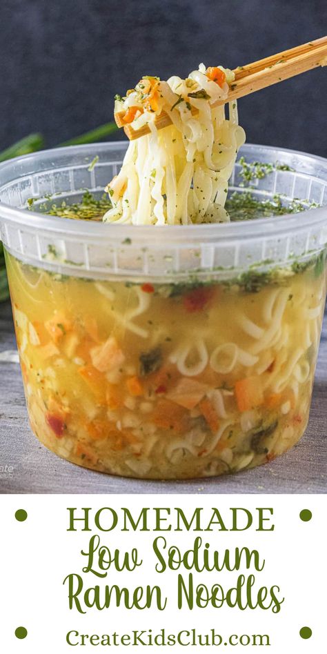 If your family loves instant Top Ramen noodles but you're looking for a lower sodium option, you've got to try our homemade version. This 3 ingredient recipe is packed with veggies, is gluten-free, and super flavorful without all the extra salt. Low Sodium Ramen, Sodium Free Recipes, Easy Low Sodium Recipes, Low Sodium Soup, Low Sodium Recipes Heart, Salt Free Recipes, Healthy Ramen, Heart Healthy Recipes Low Sodium, Low Salt Recipes