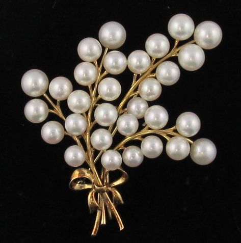 Estate Mikimoto Pearl Pin Brooch 14k | antique jewelry | Pinterest ... Pearl Broche, Gold Starburst, Mikimoto Pearls, Pearl Pin, Pearl Brooch, Akoya Pearls, Antique Jewellery, Vintage Jewellery, Cultured Pearls