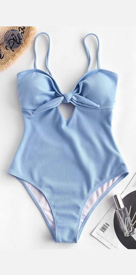 Day Sky, Pretty Swimsuits, Swimsuits Women, Trendy Swimsuits, Fashion Swimwear, Cute Bathing Suits, Cute Swimsuits, Style Women, Bra Styles