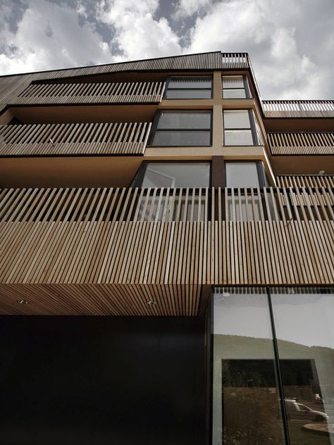 Gallery of Shopping Roof Apartments / OFIS arhitekti - 19 Funky House, Wood Facade, Wooden Facade, Wood Railing, Balcony Railing Design, Balcony Railing, Railing Design, Deck Railings, Design Hotel