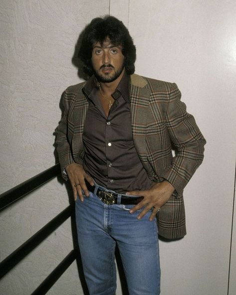 Sylvester Stallone Style - Best Sly Stallone Red Carpet Looks 70s Fashion Men, 70s Men, Silky Shirt, 70s Outfits, Scottsdale Arizona, Black Tuxedo, Sylvester Stallone, Cool Graphic Tees, All Black Outfit