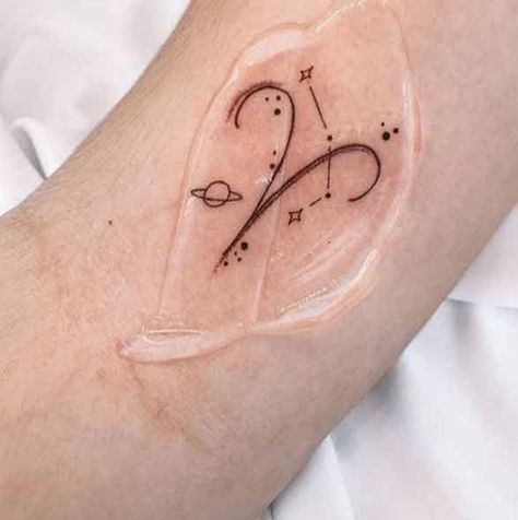 Aries Zodiac Tattoos For Women, Aries Glyph, Small Aries Tattoo, Aries Sign Tattoo, Aries Tattoo Minimalist, Aries Tatoos, Aries Tattoo For Women, Aries Tattoo Ideas, Aries Symbol Tattoos