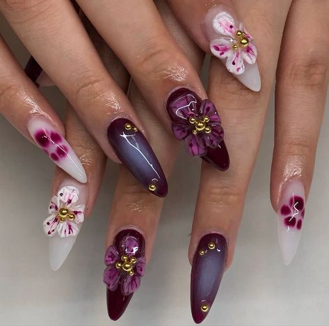 Floral Purple Nails, Gel Flower Nail Designs, Crazy Nails Designs, Mauve Nails Design, Grunge Nail Art, Purple And Gold Nails, Purple Nails Designs, Purple Nail Design, Crazy Nail Designs