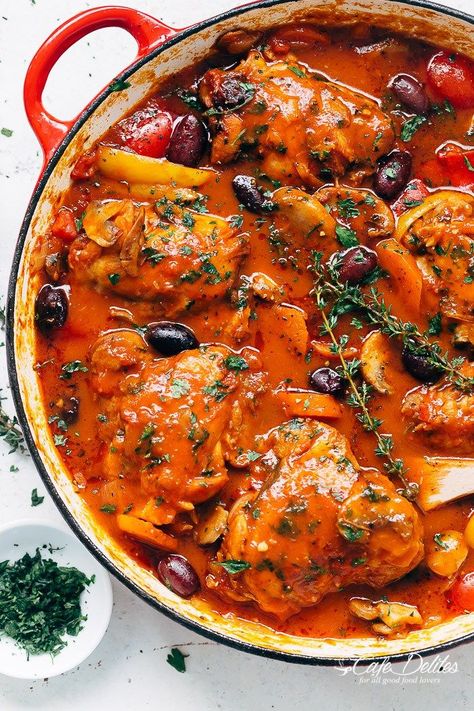 Italian Chicken Cacciatore, Cacciatore Recipes, Chicken Cacciatore Recipe, Italian Comfort Food, Slow Cooked Chicken, Chicken Cacciatore, Awesome Recipes, Italian Chicken, Poultry Recipes