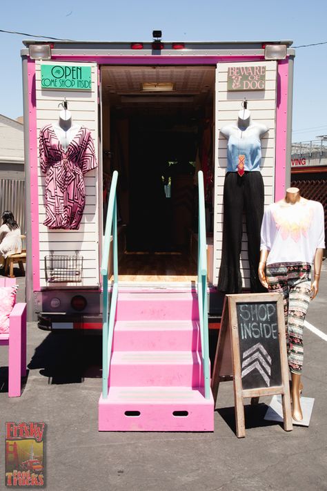 Could be a great way to bring your store on the road!  GIFT SHOP Magazine Mobile Boutique Ideas, Mobile Fashion Truck, Fashion Truck, Mobile Store, Craft Booth Displays, Boutique Display, Boutique Ideas, Mobile Business, Mobile Boutique