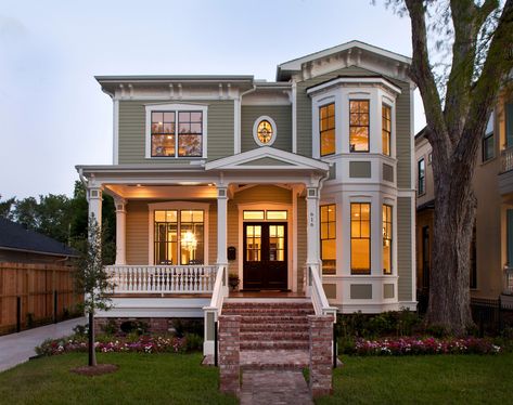 Small Victorian House Plans, Victorian Home Remodel, Small Victorian House, Brick Stairs, Victorian Home Exterior, Framed Windows, Victorian Homes Exterior, Victorian Exterior, Victorian House Plans