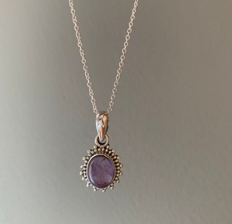 Dainty Sterling silver oval amethyst necklace Starburst Necklace, Necklace Gift Box, Necklace Amethyst, Purple Necklace, Pretty Jewelry, Life Force, Jewelry Lookbook, Funky Jewelry, Amethyst Jewelry