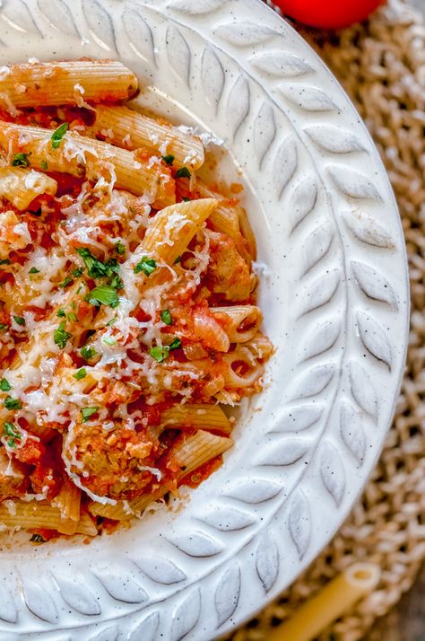 Spanish Tomato & Sausage Pasta | Macarrones a la Madrileña Recipe Tomato Sausage Pasta, Manchego Cheese, Spicy Sausage, Perfect Pasta, Sausage Pasta, Manchego, Canned Tomato Sauce, Penne Pasta, Smoked Sausage