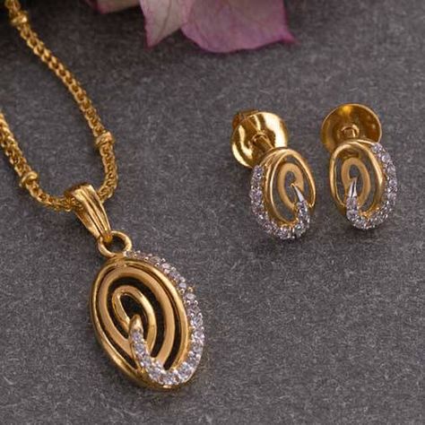 Gold Necklace Set Simple With Price, Gold Pendant Designs For Women, Gold Chain Designs For Women, New Gold Jewellery Designs, Diamond Pendants Designs, Gold Mangalsutra Designs, Gold Chain Design, Gold Bridal Jewellery Sets, Gold Jewelry Stores