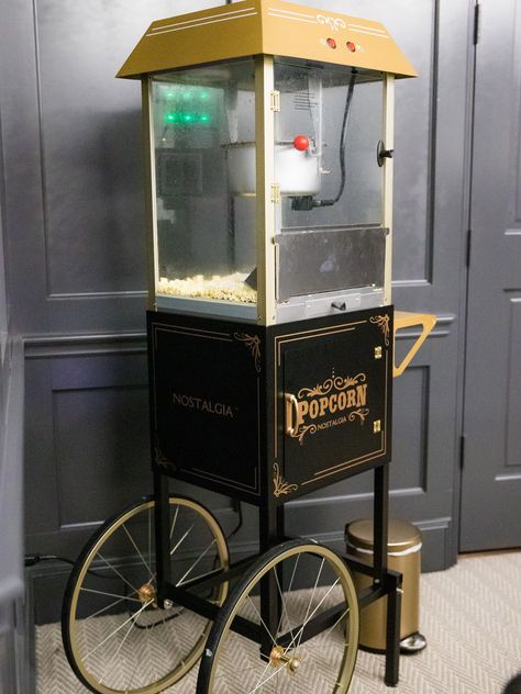 Popcorn Machine In Home Decor, Popcorn Machine In Home, Cinema Xxi, Downtown House, Popcorn Station, Barbershop Ideas, Gold Popcorn, Whiskey Room, Diy Mom