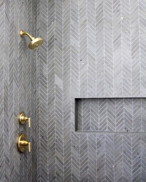 Gold and gray to wash the day way! La Palma mosaic will elevate any shower. #readytoship Design: @leavermilyadesign Ann Sacks Tile Bathroom, Ann Sacks Bathroom, Ann Sacks Tile, Ann Sacks Tiles, Bohemian Bathroom, At Home Decor, House Bathrooms, Ann Sacks, Bohemian Interior Design