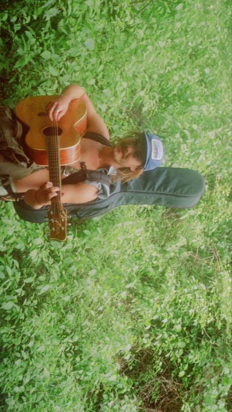 Joshua Harmon playing guitar in a forrest. hiking. #backseatlovers Josh Harmon Backseat Lovers, Playing Guitar In Nature, Josh Harmon, Joshua Harmon, Folk Music Aesthetic, Indie Folk Aesthetic, Playing Guitar Aesthetic, Granola Guy Aesthetic, Josh Core