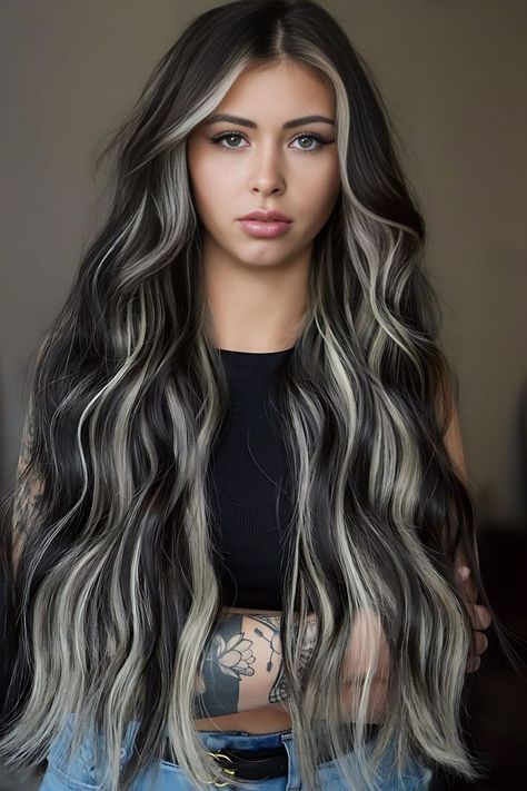 Chunky Highlights Edgy Blonde Hair Grunge, Chunky Blonde Highlights, Balayage Blond, Hair Color Underneath, Brown Hair Looks, Brunette Hair With Highlights, Dark Hair With Highlights, Brown Hair With Blonde Highlights, Brown Hair Balayage