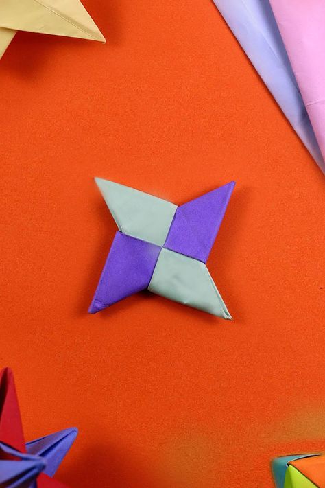 In this video we will show you how to make Transforming Ninja Star.  It is made with 2 square pieces of paper. Both modules are integrated by Modular Origami.  Please Share this video with your friends and SUBSCRIBE to our channel, we'll be posting more fun videos like this soon.  #92crafts #ninjastar #origami #crafts #artandcrafts #papermade #doityourself #decorations #diy Square Paper Origami, Paper Ninja Stars, Origami Paper Folding, Origami Videos, Ninja Star, Modular Origami, Fun Videos, Crafts Videos, Square Paper