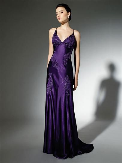 <3 Purple Dress Prom, Vintage Purple Dress, Prom Dress Inspo, Prom Inspiration, Deb Dresses, Purple Prom Dress, Prom Dress Inspiration, Cute Prom Dresses, Pretty Prom Dresses