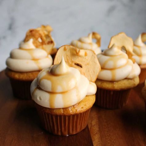 Easy Salted Caramel Cream Cheese Frosting 24 Spiced Cupcakes, Caramel Apple Popcorn, Oven Baked Apple, Caramel Cream Cheese Frosting, Easy Salted Caramel, Apple Syrup, Apple Pie Ice Cream, Cream Cheese Cupcakes, Apple Chips Baked