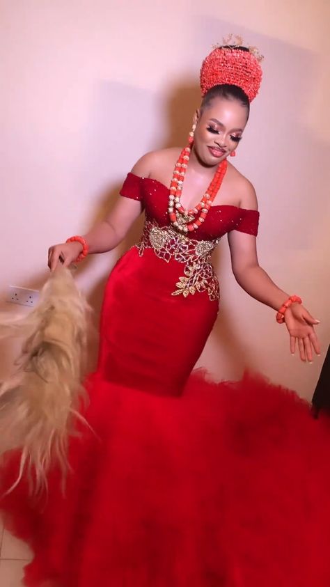 Dominican Wedding Dress, Igbo Bride First Outing Dress, Edo Bride Outfit, Edo Weddings, Edo Traditional Wedding Attire, Igbo Bride Traditional Weddings, Nigerian Wedding Dresses Traditional, Edo Brides, Puffy Prom Dresses