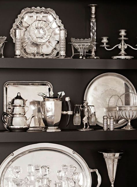 collectibles - silver via Pinterest Silver Display, Silver Storage, Farmhouse Side Table, Hollywood Homes, Living Room Color Schemes, Silver Decor, Room Color Schemes, Butler's Pantry, Silver Tea