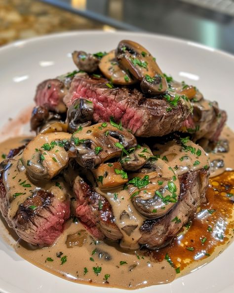 ELEGANT PAN-SEARED STEAK DIANE WITH RICH MUSHROOM SAUCE 🥩🍄 Ingredients: For the Steak: 2 beef tenderloin steaks (about 1 inch thick) Salt and black pepper to taste 2 tbsp olive oil 2 tbsp unsalted butter For the Mushroom Sauce: 1 tbsp unsalted butter 1 shallot, finely chopped 2 cloves garlic, minced 1 cup mushrooms, sliced (cremini or button) 1/4 cup brandy or cognac 1/2 cup beef broth 1/2 cup heavy cream 1 tbsp Dijon mustard 1 tbsp Worcestershire sauce 1 tsp fr... Mushroom Pepper Sauce, Steak And Rice Dinner Ideas, Beef Tenderloin Steaks, Steak With Mushroom Sauce, Steak With Mushrooms, Beef And Mushrooms, Steak Diane, Seared Steak, Food Babe