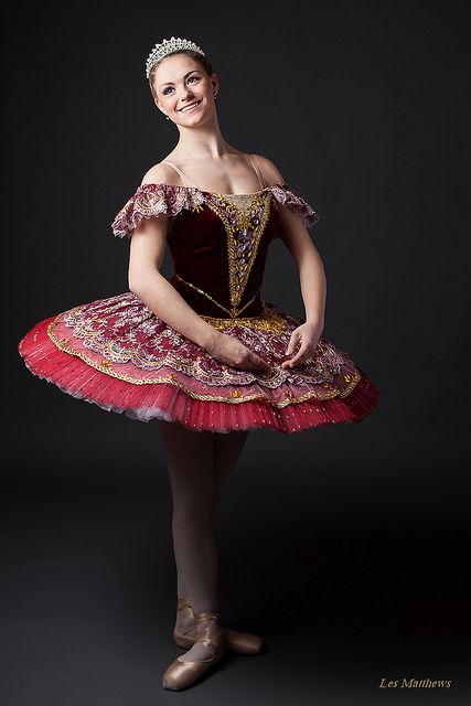 Ballerina 2 | Flickr - Photo Sharing! Paquita Tutu, Paquita Ballet, Ballerina Diet, Ballet En Pointe, Kaleidoscope Fashion, Ballerina Costume, Red Tutu, Ballerina Tutu, Ballet Poses