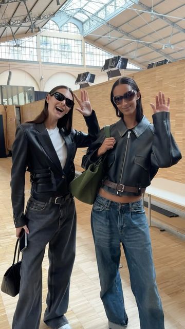 Vogue France on Instagram: "@IrinaShayk, @Mona_Tougaard, @Vittoria, @LoliBahiaa, @AnokYai… What are the models wearing between the shows during #parisfashionweek? Find out the best model off-duty looks of this #SS25 season! 

📹 : @styledumonde 

#models #pfw #voguefrance" Models Off Duty Style Winter, Vs Models Off Duty, Mona Tougaard Instagram, Mona Tougaard Aesthetic, Mona Tougaard Street Style, Model Of Duty Outfits, Casting Outfit Model, Model Outfits Off Duty, Kendall White