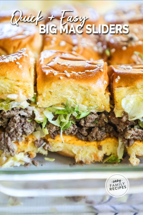 Easy sliders that taste exactly like a Big Mac! These Big Mac sliders are a total crowd pleaser, perfect for game days and parties. These Big Mac Sliders feature Hawaiian rolls with juicy ground beef inside, smothered with special sauce, melted cheese, pickles, and onions. This Big Mac Sliders recipe is one that’s requested again and again - they’re that good! Sliders Meal Prep, Big Crowd Meals, Sliders Recipes Hawaiian Rolls Easy, Easy Sliders, Big Mac Sliders, Ground Beef Sliders, Burger Sliders Recipes, Sliders Recipes Beef, Sliders Recipes Hawaiian Rolls