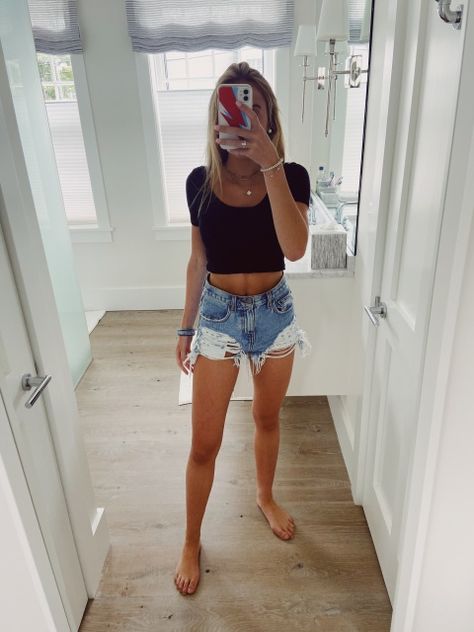 Preppy Summer Outfit, Teenage Girl Outfit, Cute Preppy Outfits, Preppy Summer, Trendy Clothes, Teenager Outfits, Cute Everyday Outfits, Cute Simple Outfits, Cute Summer Outfits