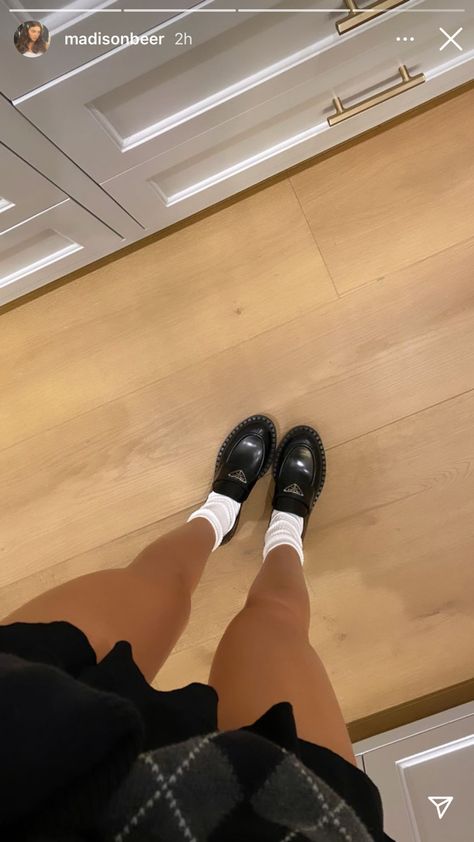 Prada Loafers Outfit, Loafers Aesthetic, Architecture Fashion Design, Madison Beer Instagram, Madison Beer Style, Madison Beer Outfits, Prada Loafers, Beer Outfit, Loafers Outfit