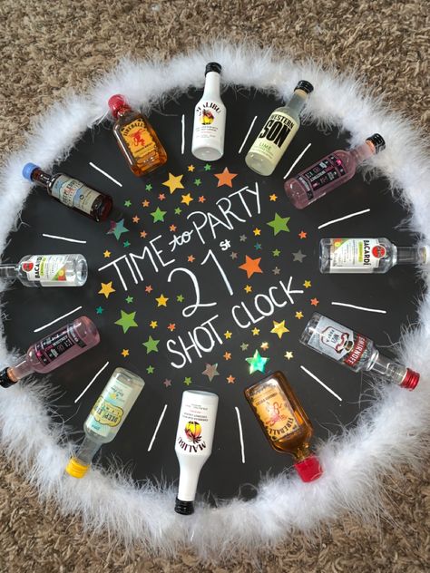 21 Birthday Gift Ideas Best Friend, 21 Birthday Diy Gifts, 21st Best Friend Birthday Gift Ideas, Cute Gifts For 21st Birthday, 21st Birthday Ideas Suprise, Cool 21st Birthday Ideas, Best Friends 21st Birthday, 21 Diy Birthday Gift, Homemade 21st Birthday Gifts