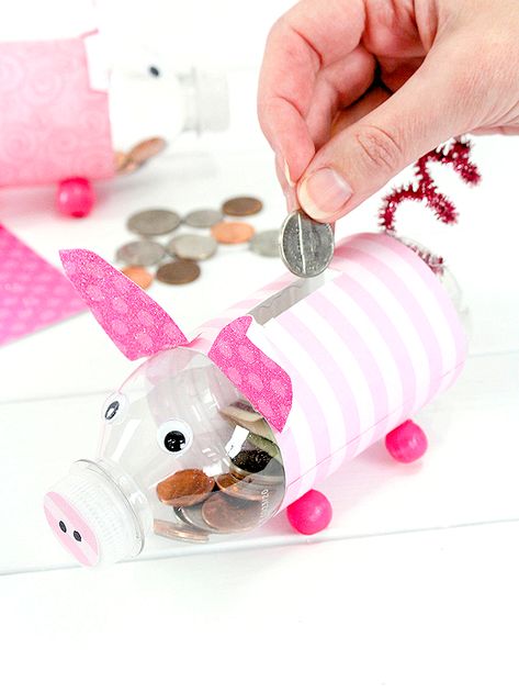 Recycled Craft Projects For Kids, Home Made Piggy Banks Ideas, Toilet Paper Holder Crafts, Money Preschool Craft, Things To Make Out Of Water Bottles, Recycle Repurpose Diy Kids, Water Diy Crafts, Reuse Activities For Kids, Quarter Crafts For Preschool