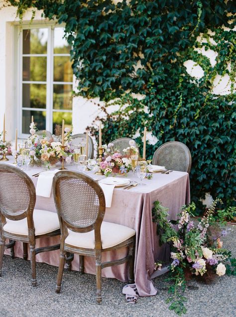 A picturesque summer Vineyard Editorial Inspired by Monet via Magnolia Rouge Impressionist Wedding, Monet Vineyards, Monet Inspired, Columbus Ohio Wedding, Photojournalistic Wedding Photography, Washington Wedding, European Wedding, Cascade Mountains, Washington Weddings