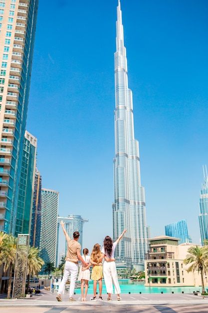 Couples Travel Photography, Dubai Photoshoot, Family Walking, Dubai Lifestyle, Dubai Tour, Ocean Park, Dubai Life, Dubai Travel, Vacation Photos