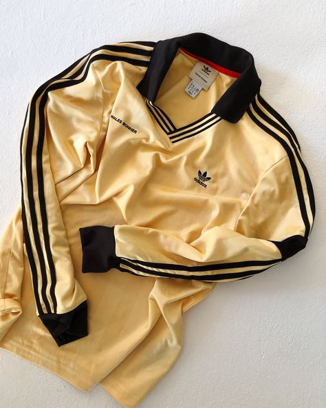 The Vintage-Inspired Soccer Jersey GQ’s Fashion Editor Can’t Stop Wearing | GQ Cool Soccer Jerseys, Vintage Jersey Design, Soccer Fashion, Vintage Soccer Jersey, Adidas X Wales Bonner, Jersey Fashion, Gq Fashion, Retro Jersey, Adidas Sweats