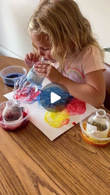 Kristina Buskirk | Toddler Approved on Instagram: "YOU NEED THIS EASY IDEA! We’re having fun with this awesome Bubble Painting activity!  WHAT YOU NEED: ✅ mesh bag (Dollar store has these!) ✅ scissors ✅ duct tape ✅ water bottle ✅ Dawn dish soap ✅ liquid water colors  SET UP Cut off the bottom of the water bottle and add a piece of mesh to it! Stick it on with duct tape.  Make some bubble solution with liquid water colors, dish soap, and a little water!   TIME TO CREATE 🙌 Dip the mesh end of the water bottle into the bubble solution and blow onto paper!   ⚠️ Make sure kids can blow OUT before you do this so that they don’t blow in and suck up bubbles! Practice by blowing small items around your house until you feel confident they can blow out.  WHY TRY THIS? 🔴 It’s fun and beautiful! 🟠 I Bubble Painting For Kids, Bubble Art For Kids, Blow Painting, Art Gala, Bubble Activities, Blow Paint, Soap Liquid, Family Connection, Bubble Solution