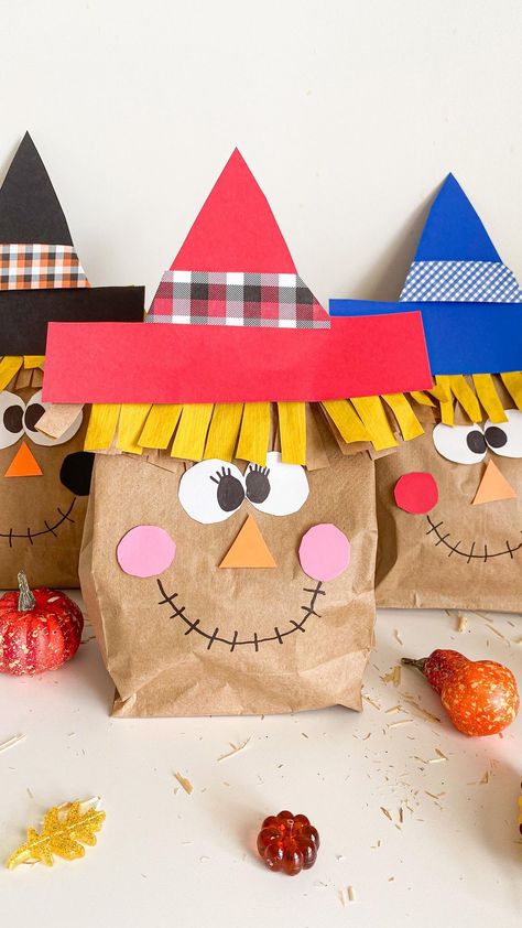 Deena Keller | Bag Scarecrow Craft 🍁 follow @abcdeelearning for more craft ideas | Instagram Paper Bag Scarecrow Craft Preschool, Scarecrow Paper Craft, Fall Paper Bag Crafts For Kids, Paper Bag Activities For Kids, Paper Bag Fall Crafts For Kids, Scarecrow Paper Bag Craft, Paper Sack Crafts, Paper Bag Crafts For Preschoolers, Diy Scarecrow Face