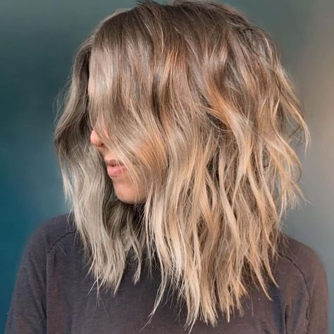 Long Choppy Bobs, Messy Bob Haircut, Short Choppy Haircuts, Choppy Haircuts, Messy Bob Hairstyles, Choppy Bob Haircuts, Kadeřnické Trendy, Textured Bob, Fall Hair Cuts